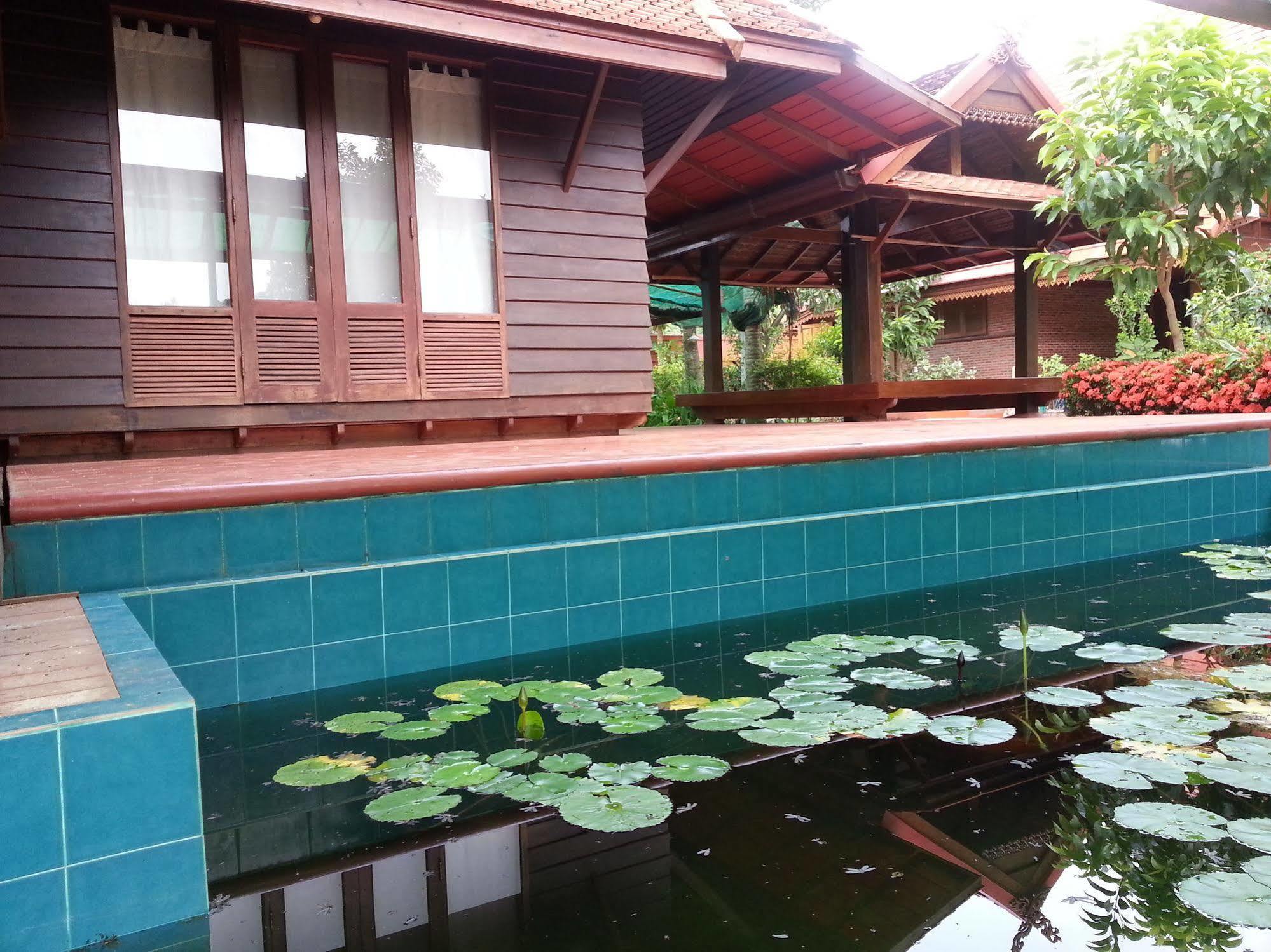 Rim Nam Kong Homestay Pakcsom Kültér fotó