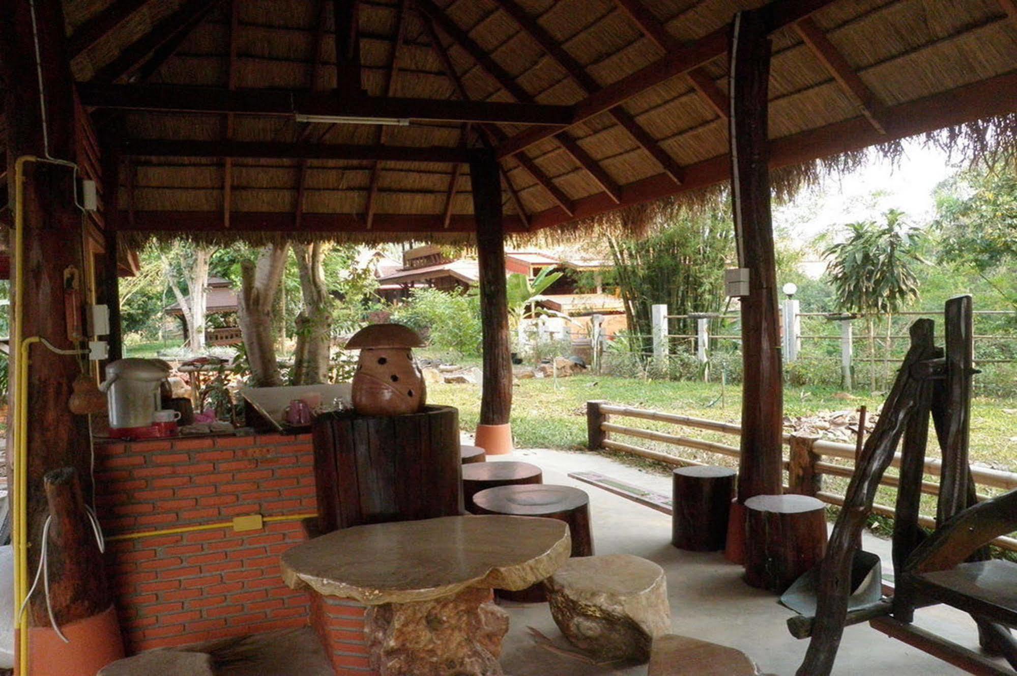 Rim Nam Kong Homestay Pakcsom Kültér fotó