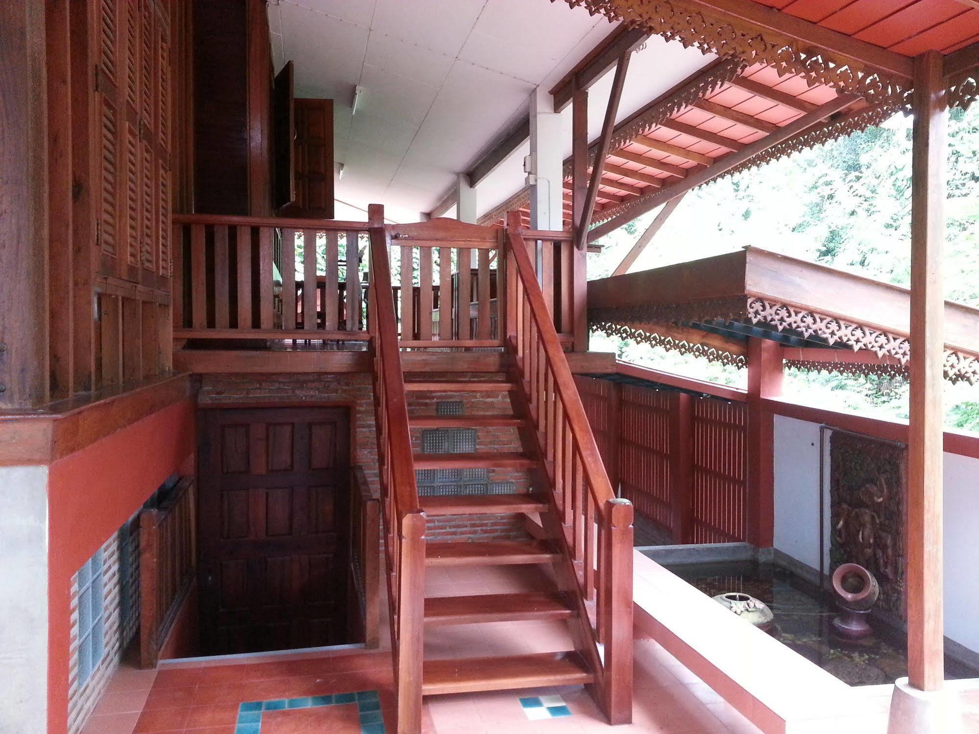 Rim Nam Kong Homestay Pakcsom Kültér fotó